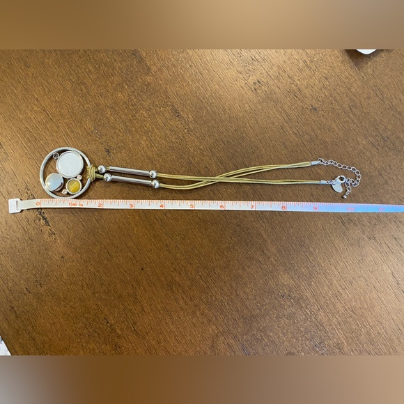 Lia Sophia Necklace - Picture 4 of 4